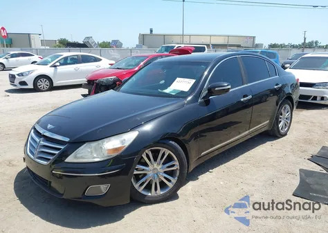 2011 Hyundai Genesis 4.6 z USA, uszkodzony, nr VIN KMHGC4DF0BU131917